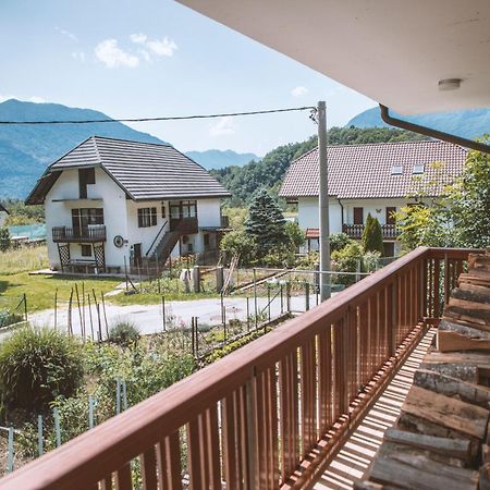 4 Sheeps Apartments Bovec Eksteriør bilde